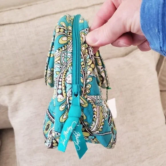 Vera Bradley Vintage Lola Handbag In Peacock Pattern - Picture 3 of 11